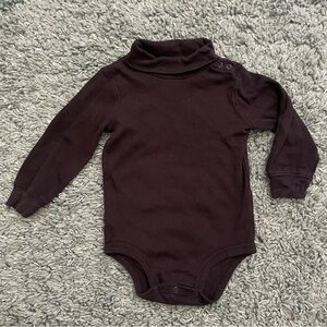 Carter’s Unisex Turtleneck Onesie | Black | Size 18 Months